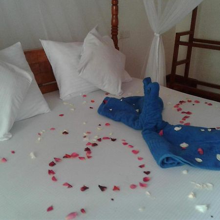 City Escape Hotel เอลลา ภายนอก รูปภาพ
