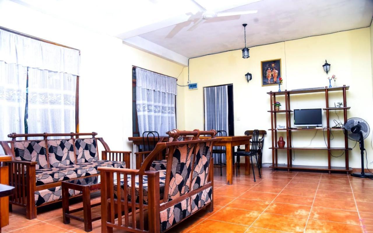 City Escape Hotel เอลลา ภายนอก รูปภาพ