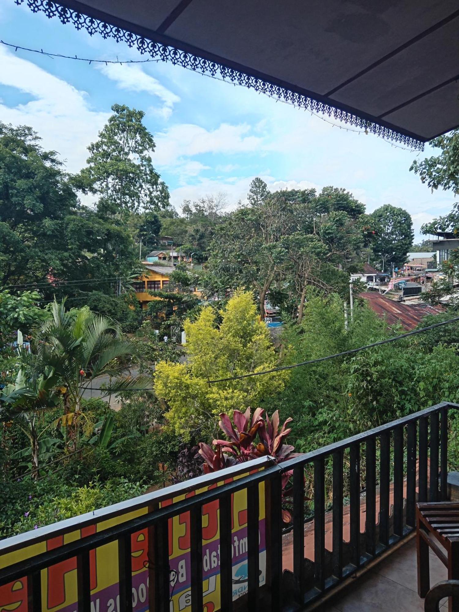 City Escape Hotel เอลลา ภายนอก รูปภาพ